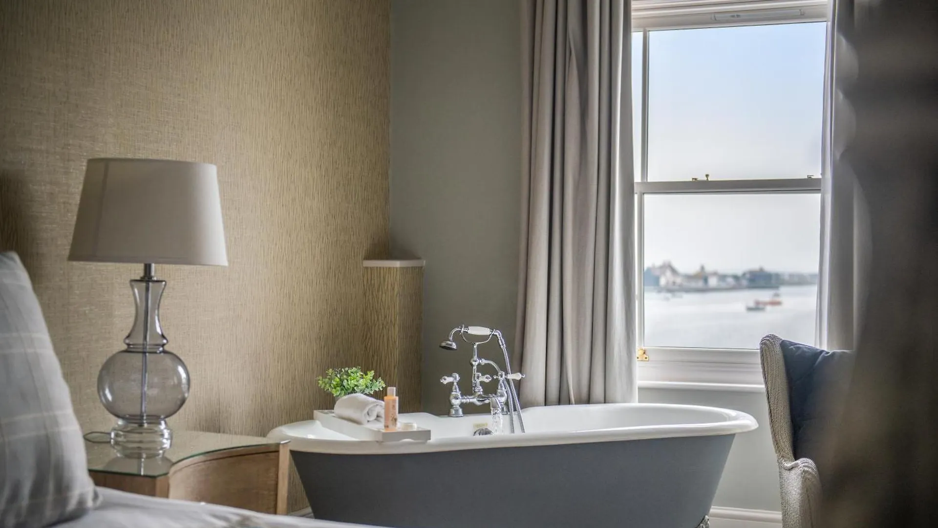 ****  Harbour Hotel & Spa Christchurch Christchurch  Regno Unito