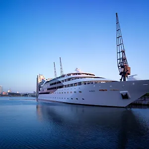 Отель Sunborn Yacht Лондон