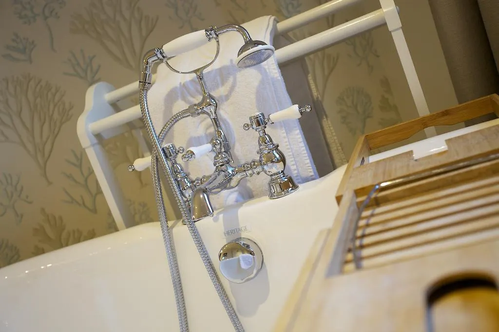 Harbour Hotel & Spa Christchurch Κράισττσερτς 4*,